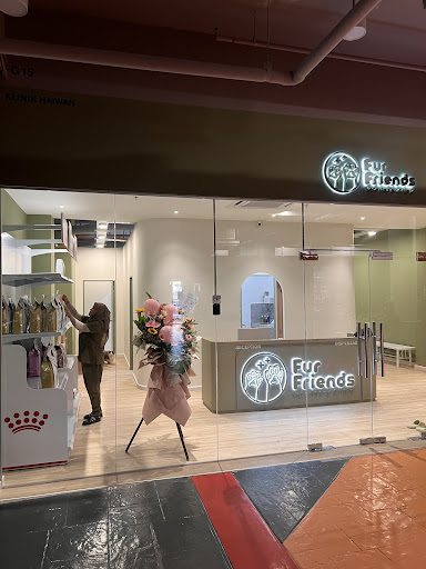 (KLINIK HAIWAN) Fur Friends Veterinary Clinic